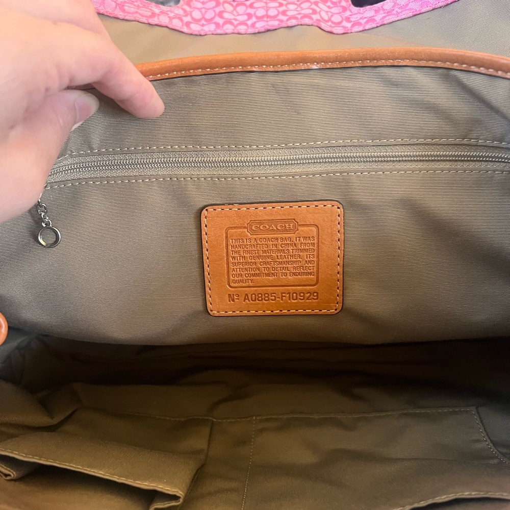 Coach Rare Pink and Brown Signature Ashley Flap Hampton Soho Shoulder Bag - Picture 7 of 8